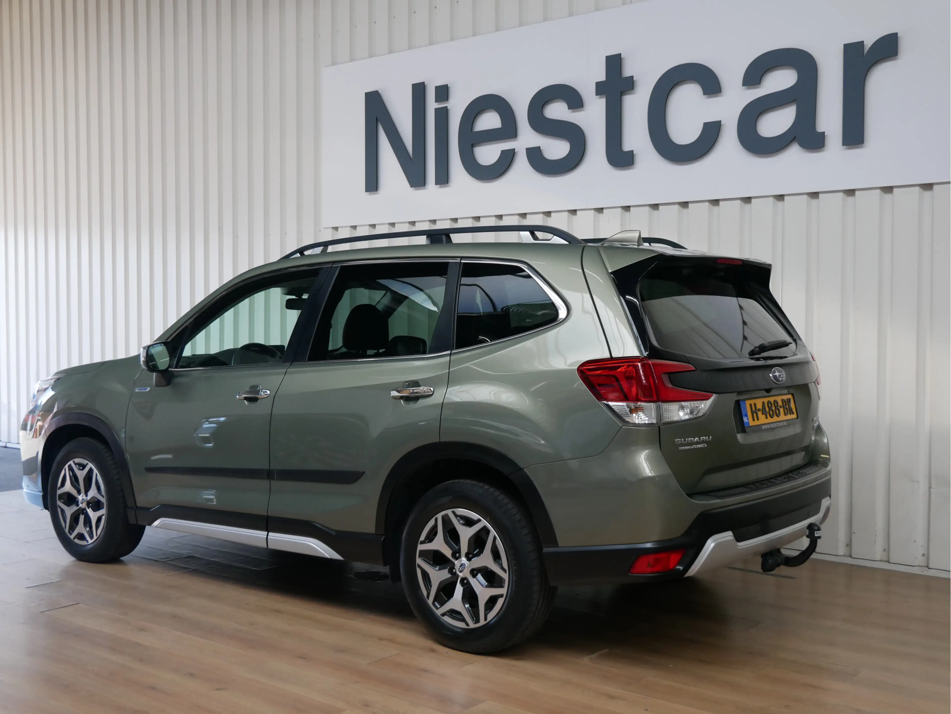 Subaru Forester 2.0i e-BOXER Premium — photo 4