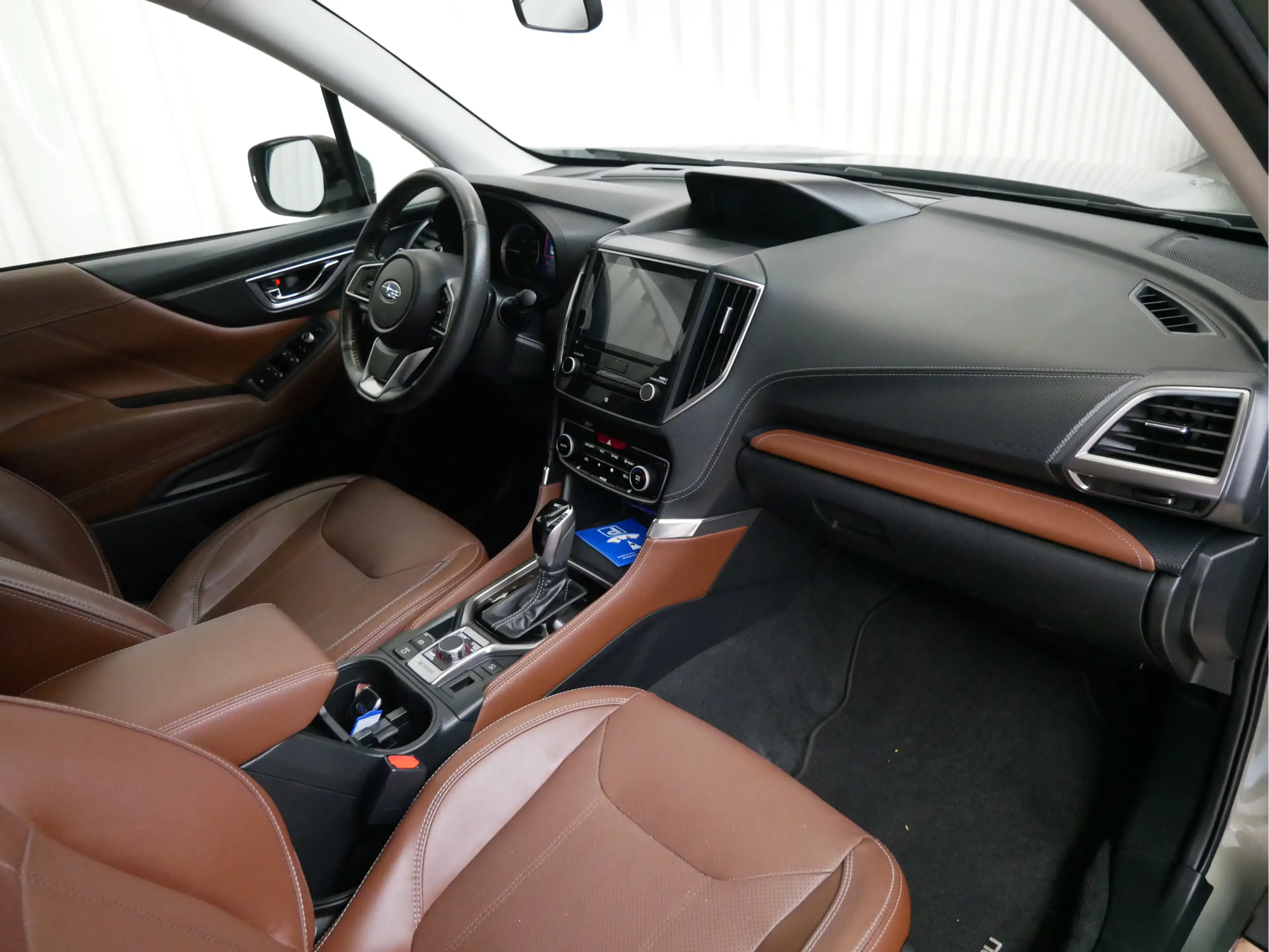 Subaru Forester 2.0i e-BOXER Premium — photo 21