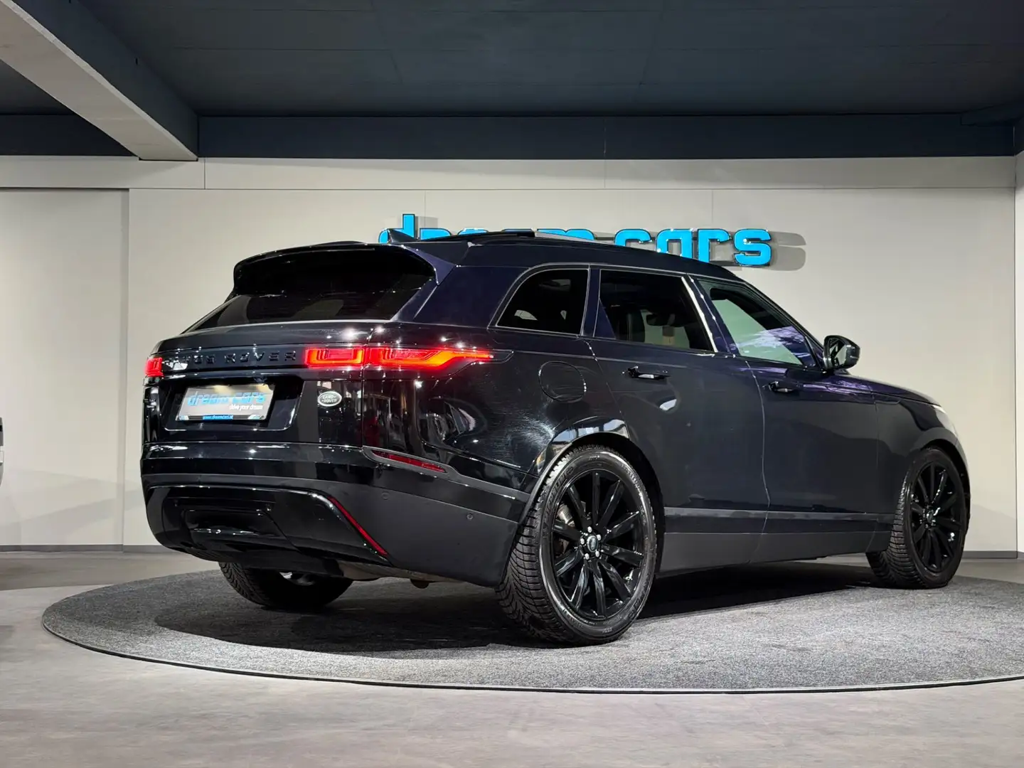 Land Rover Range Rover Velar 3.0 d / LUFT / R DYNAMIK / PANO / VOLL / Schwarz - 2