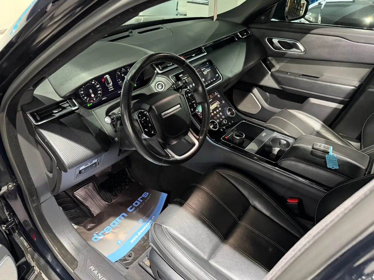 Land Rover Range Rover Velar 3.0 d / LUFT / R DYNAMIK / PANO / VOLL Bild 11