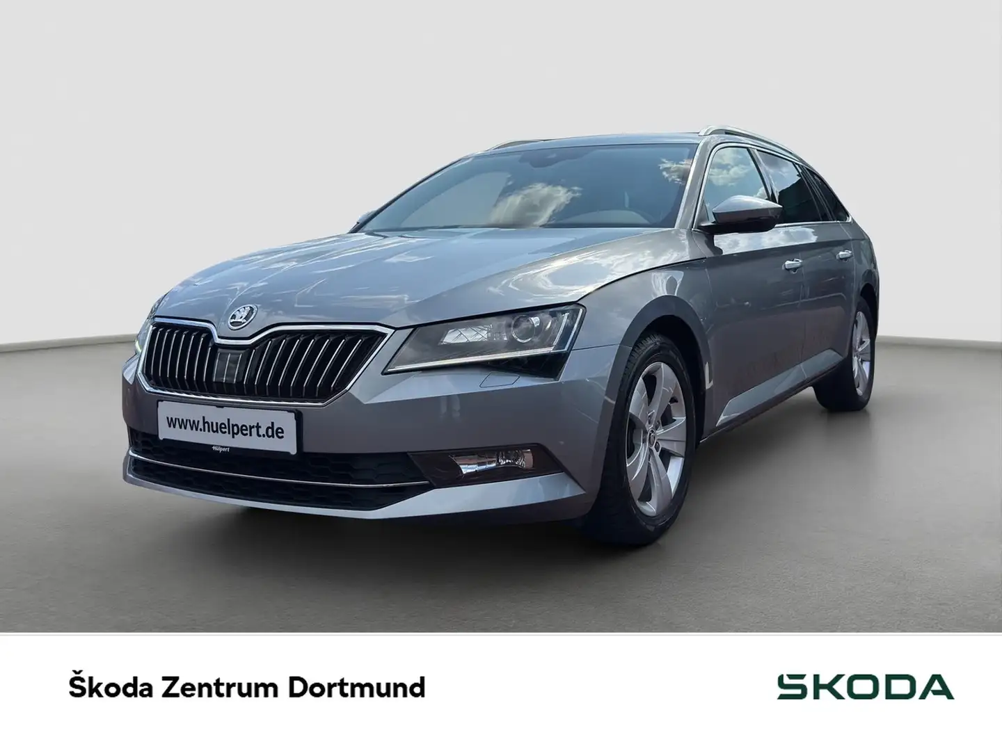 Skoda Superb Combi 2.0 STYLE CAM ACC eKLAPPE NAVI ALU Grau - 1