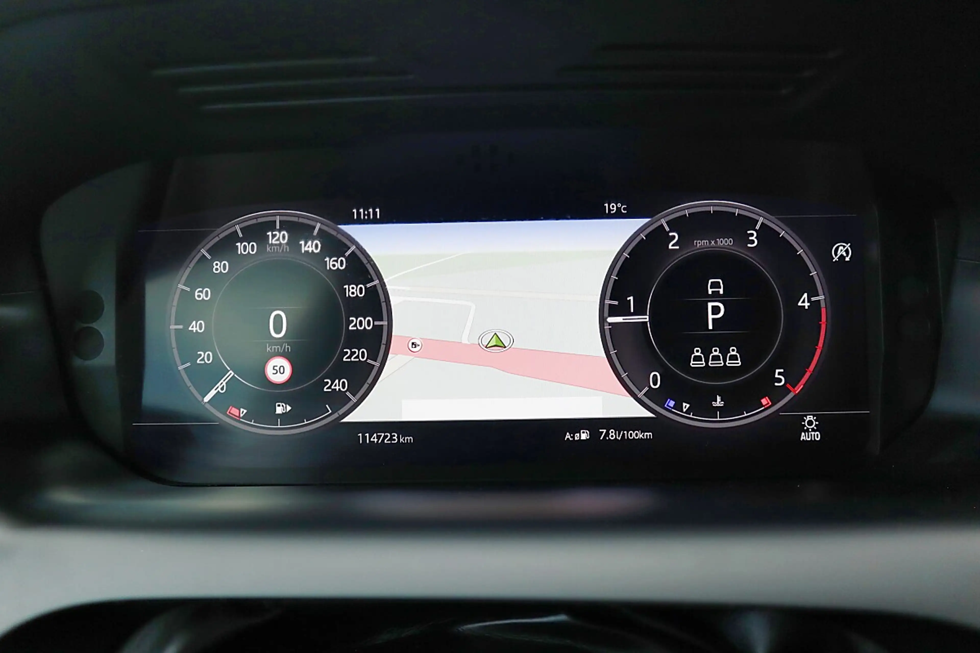 Land Rover Discovery Sport D150 4WD Aut. SE *Leder*Navigation*LED* — photo 12