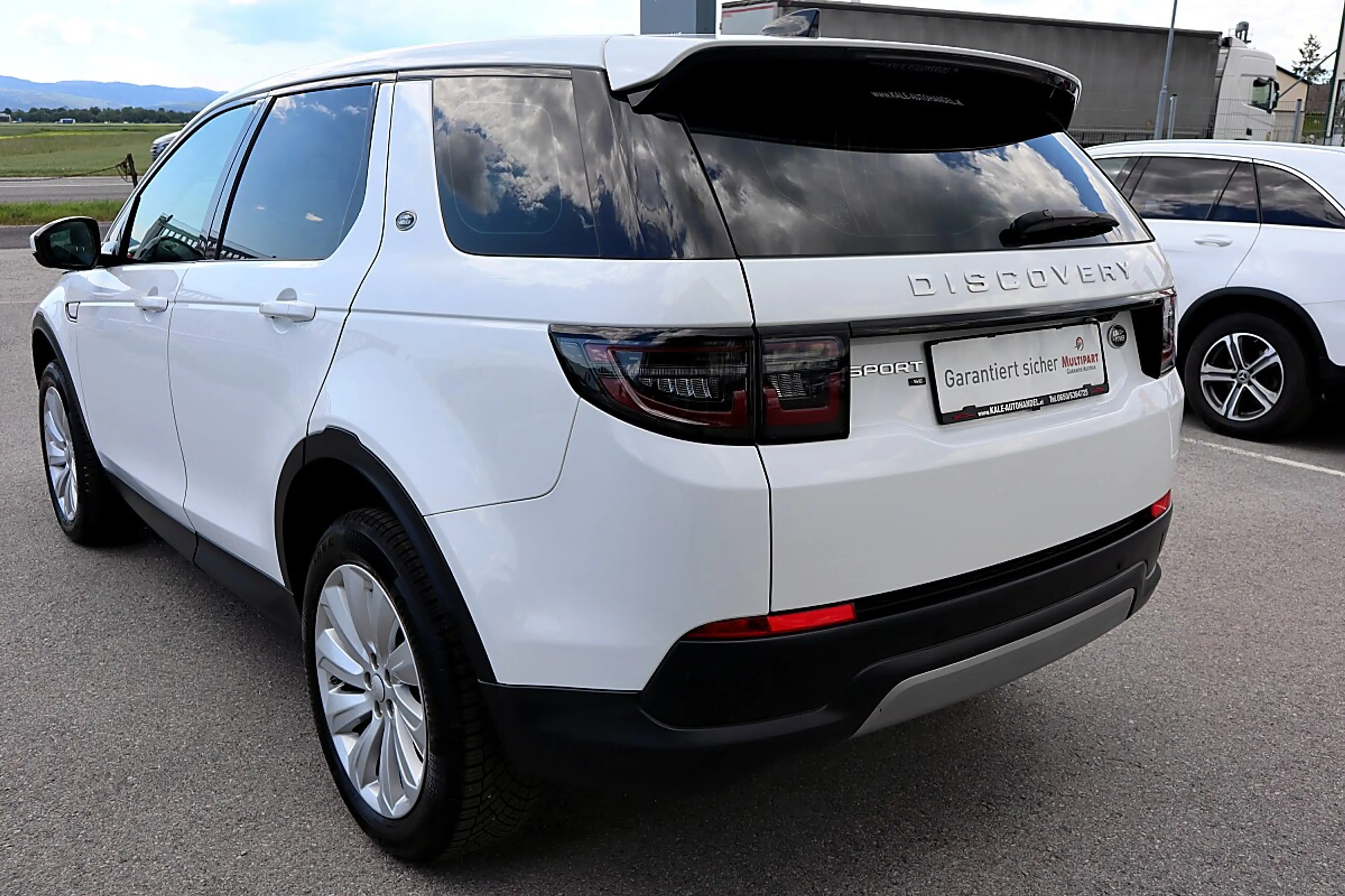 Land Rover Discovery Sport D150 4WD Aut. SE *Leder*Navigation*LED* — photo 10