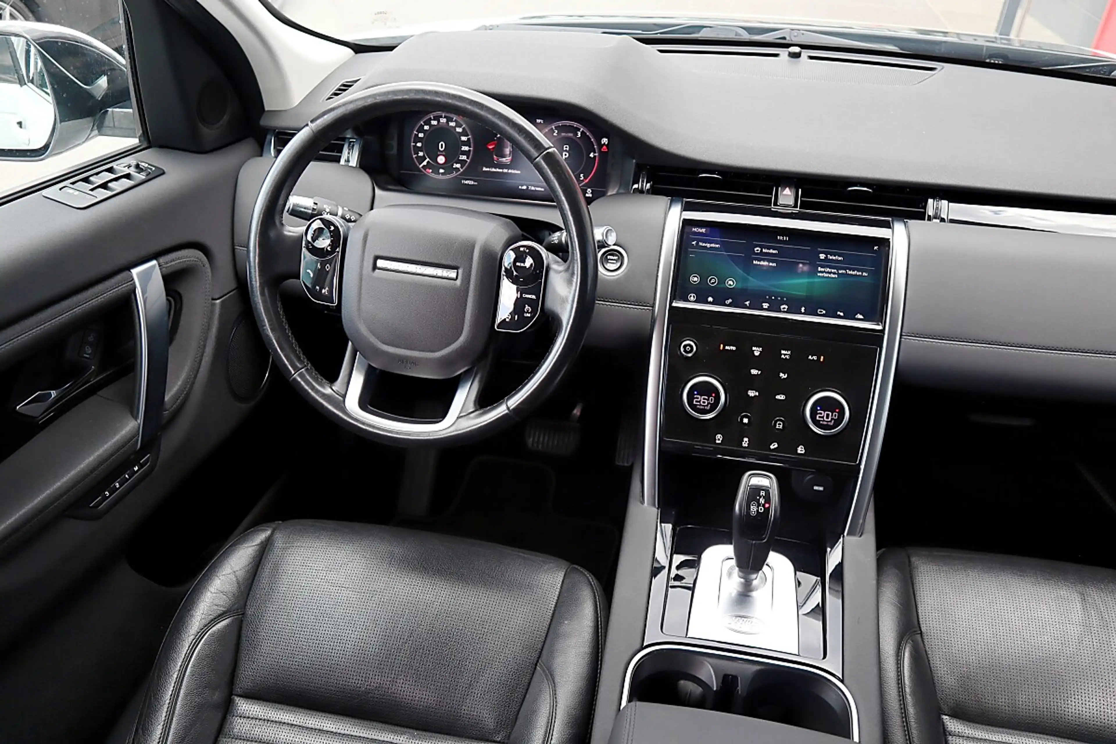 Land Rover Discovery Sport D150 4WD Aut. SE *Leder*Navigation*LED* — photo 11