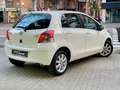 Toyota Yaris 1.4D-4D Active Weiß - thumbnail 4