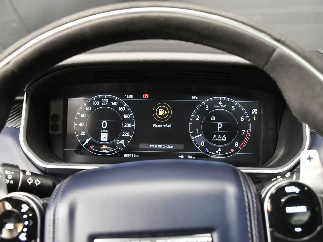 Land Rover Range Rover Sport снимка Land Rover Range Rover Sport