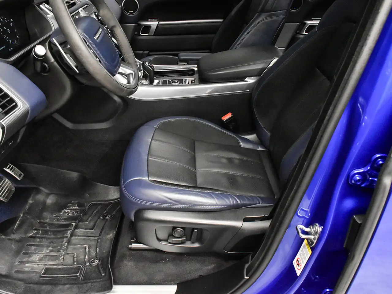 Land Rover Range Rover Sport снимка Land Rover Range Rover Sport