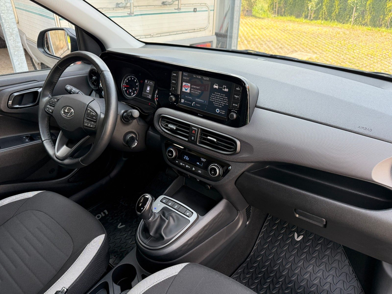 Hyundai i10 1.2 84 PS Klimaautomatik Sitzheizung — photo 4