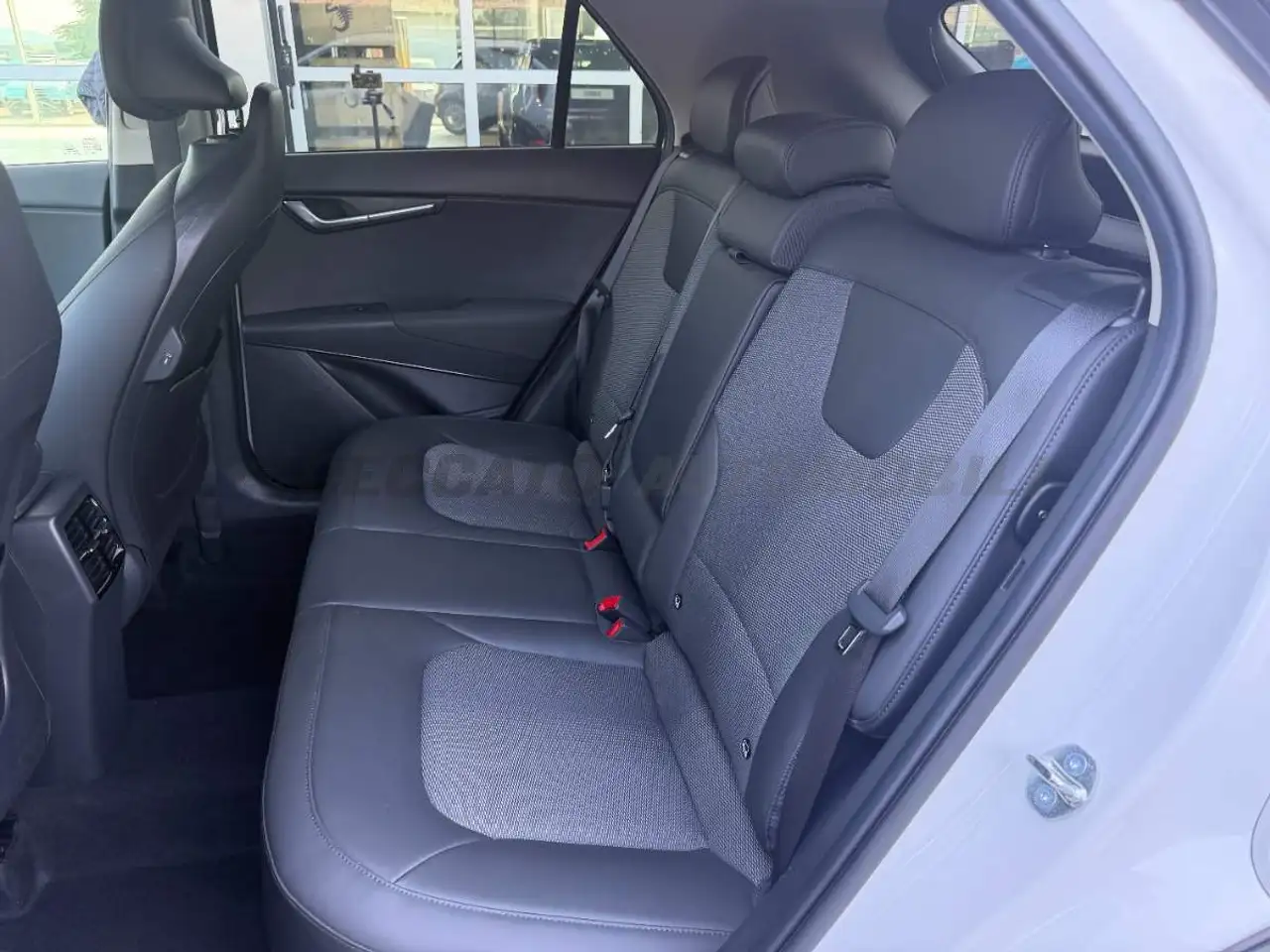 Kia Niro Niro 1.6 gdi hev Evolution dct 14