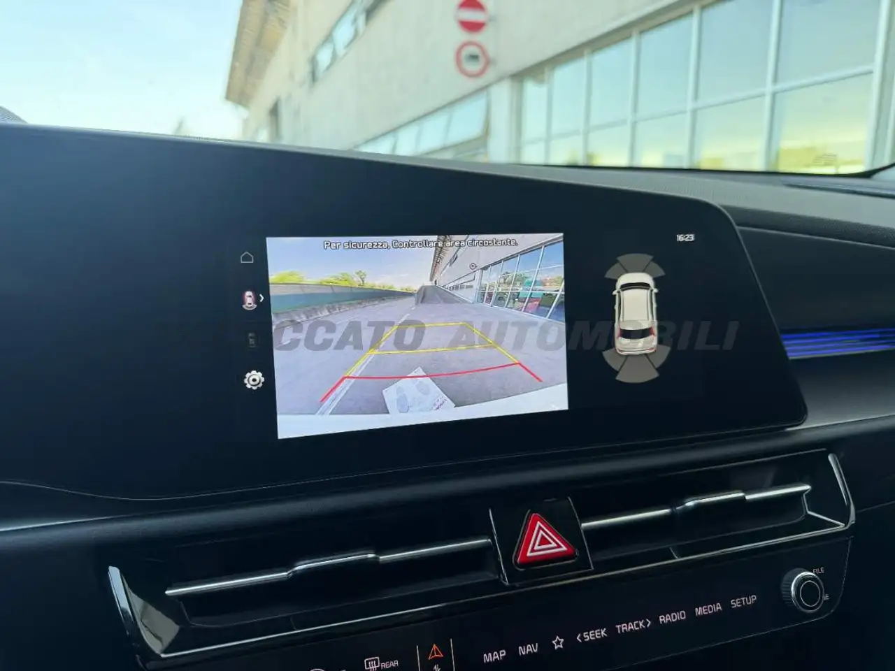 Kia Niro Niro 1.6 gdi hev Evolution dct 9