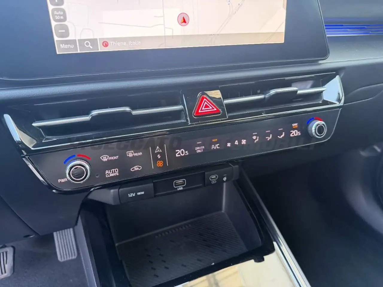 Kia Niro Niro 1.6 gdi hev Evolution dct 10