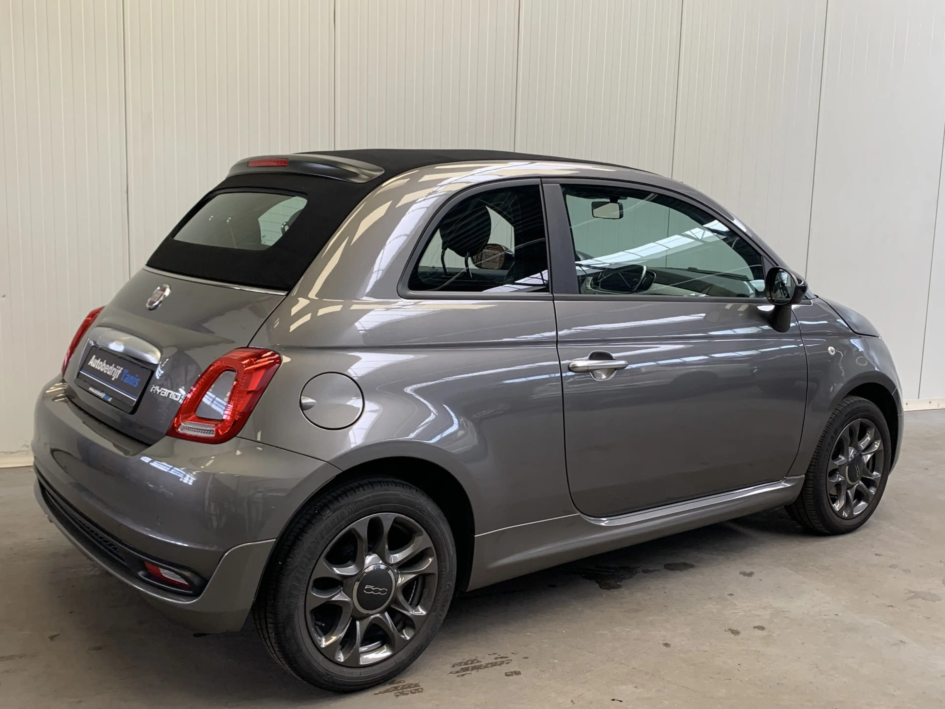 Fiat 500C 1.0 Hybrid Sport Cabriolet AIRCO-LEDER-NAVI by CAR — photo 45