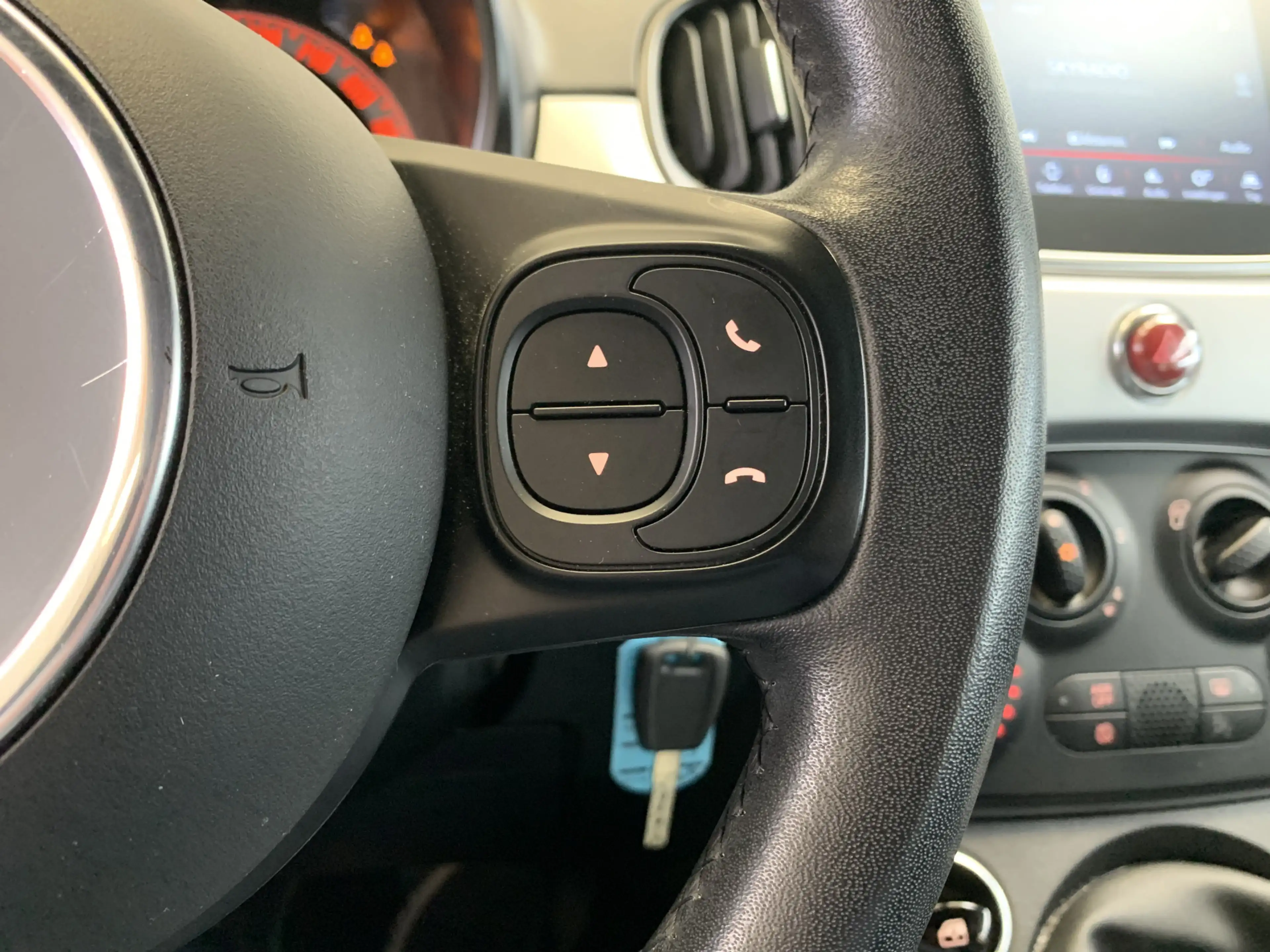 Fiat 500C 1.0 Hybrid Sport Cabriolet AIRCO-LEDER-NAVI by CAR — photo 26
