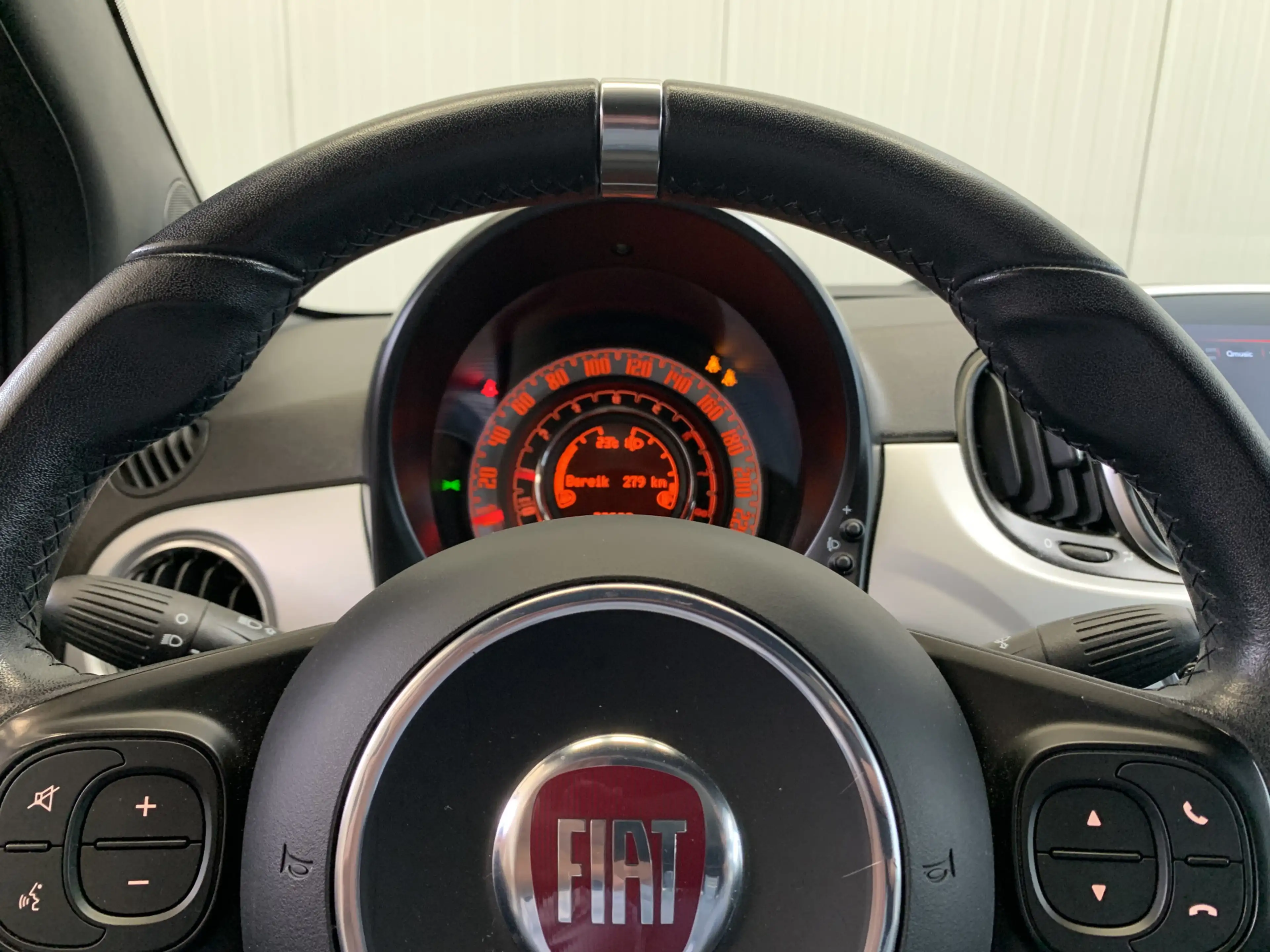 Fiat 500C 1.0 Hybrid Sport Cabriolet AIRCO-LEDER-NAVI by CAR — photo 22