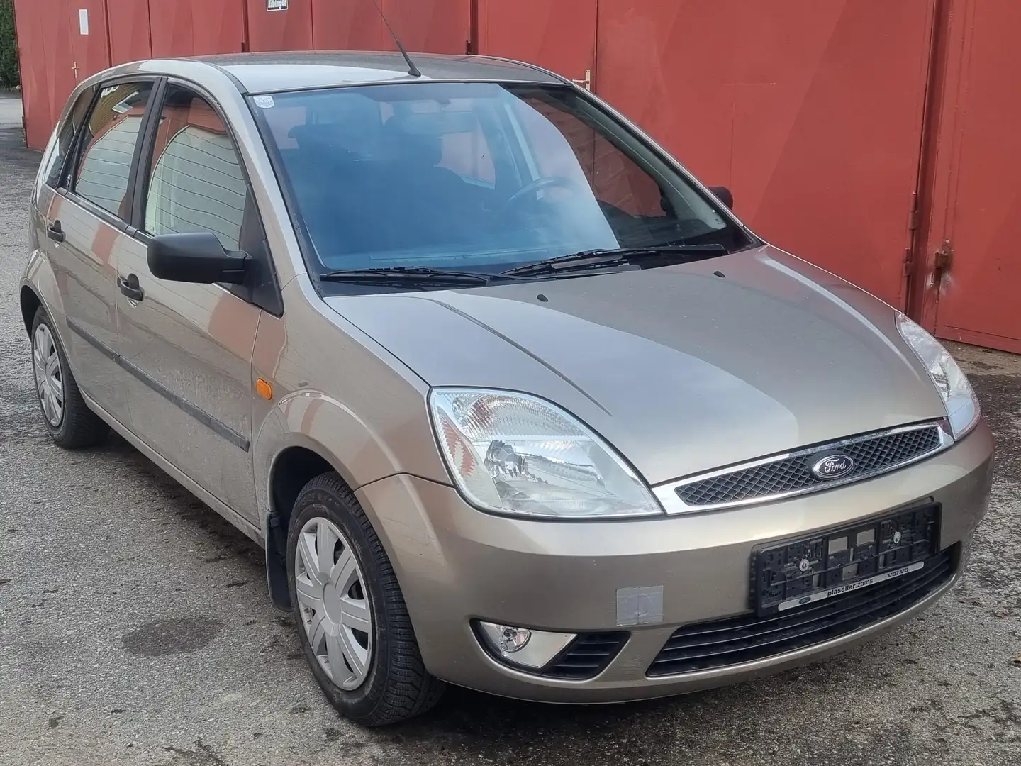 Ford Fiesta Fiesta Ghia 1,4 TDCi Ghia Braun - 1
