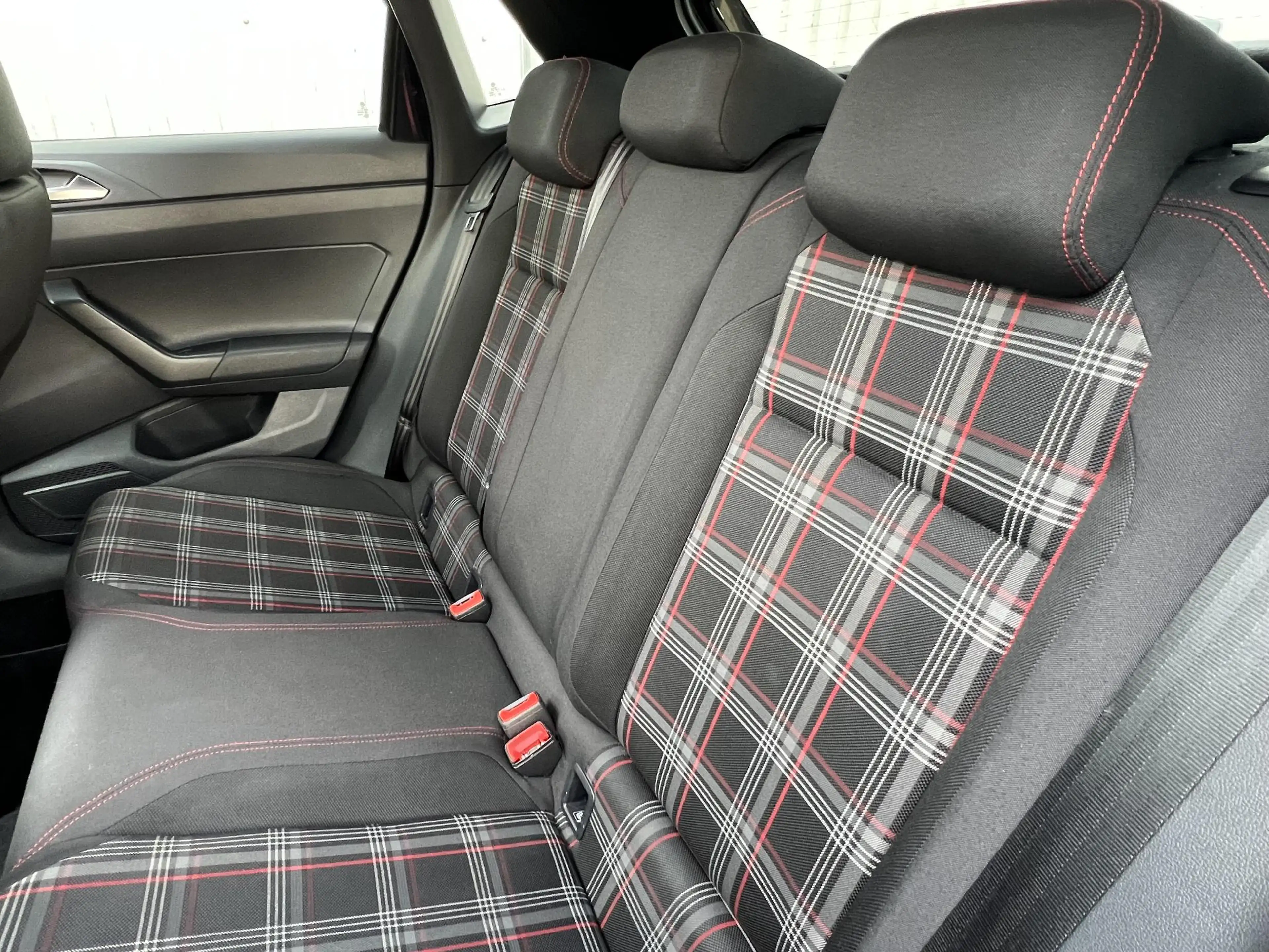 Volkswagen Polo GTI 2.0 TSI DSG / Panoramadak / 17" velgen / Virtual c — photo 13