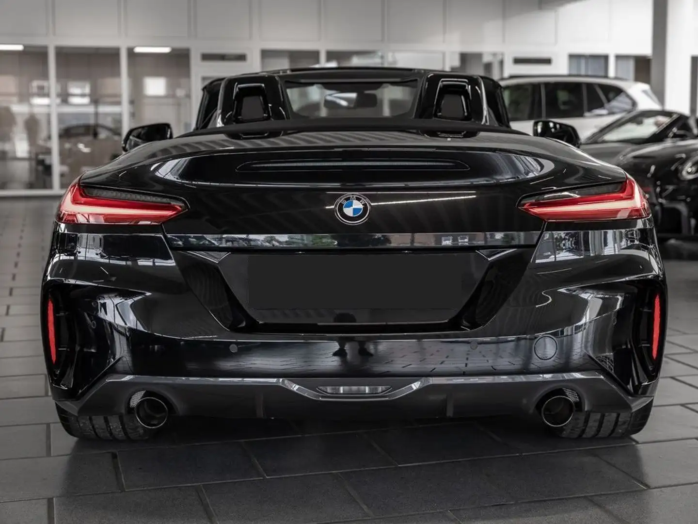 BMW Z4 sdrive 20i Msport automatica Nero - 2