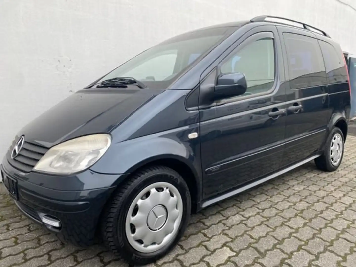 Mercedes-Benz Vaneo Vaneo 1,7 CDI Klima/Automatik/CD/M&S/TÜV NEU Чорний - 1