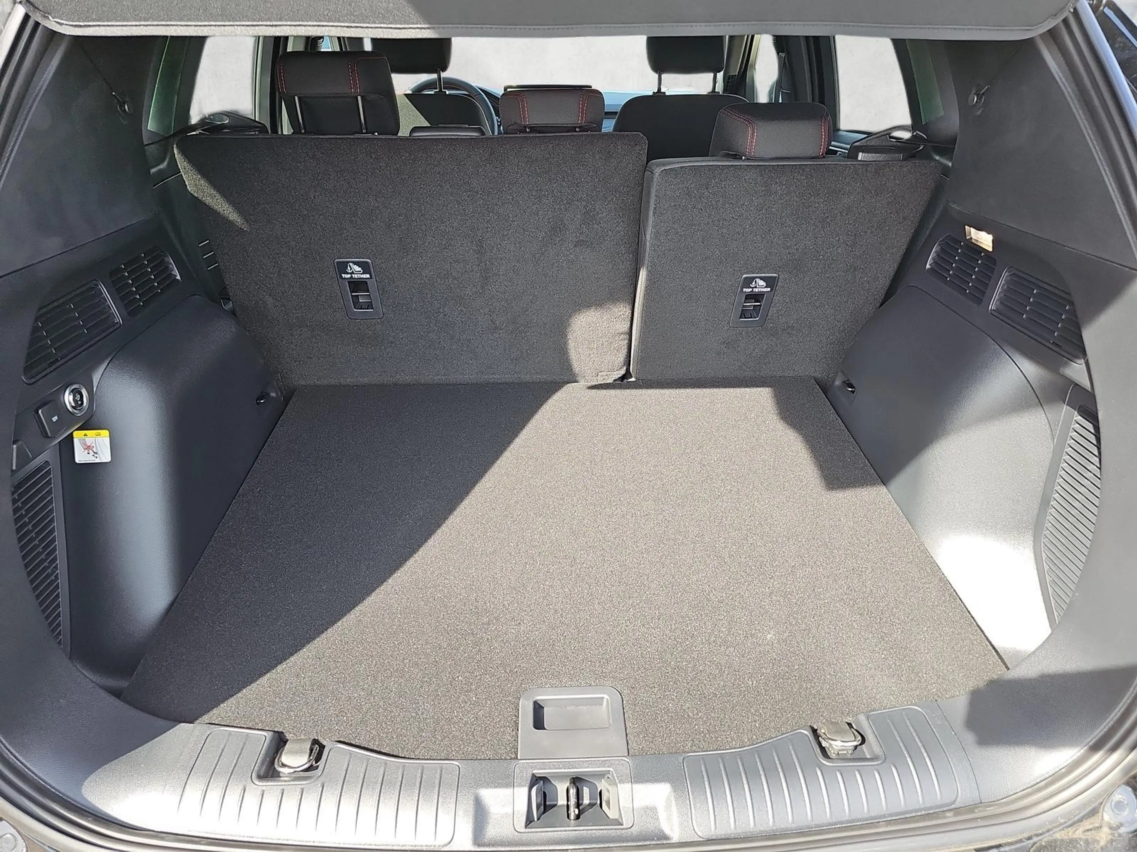 Ford Kuga ST-Line 1.5 EB Autom. ST Line 5J.Gar AHK schwen... — photo 14
