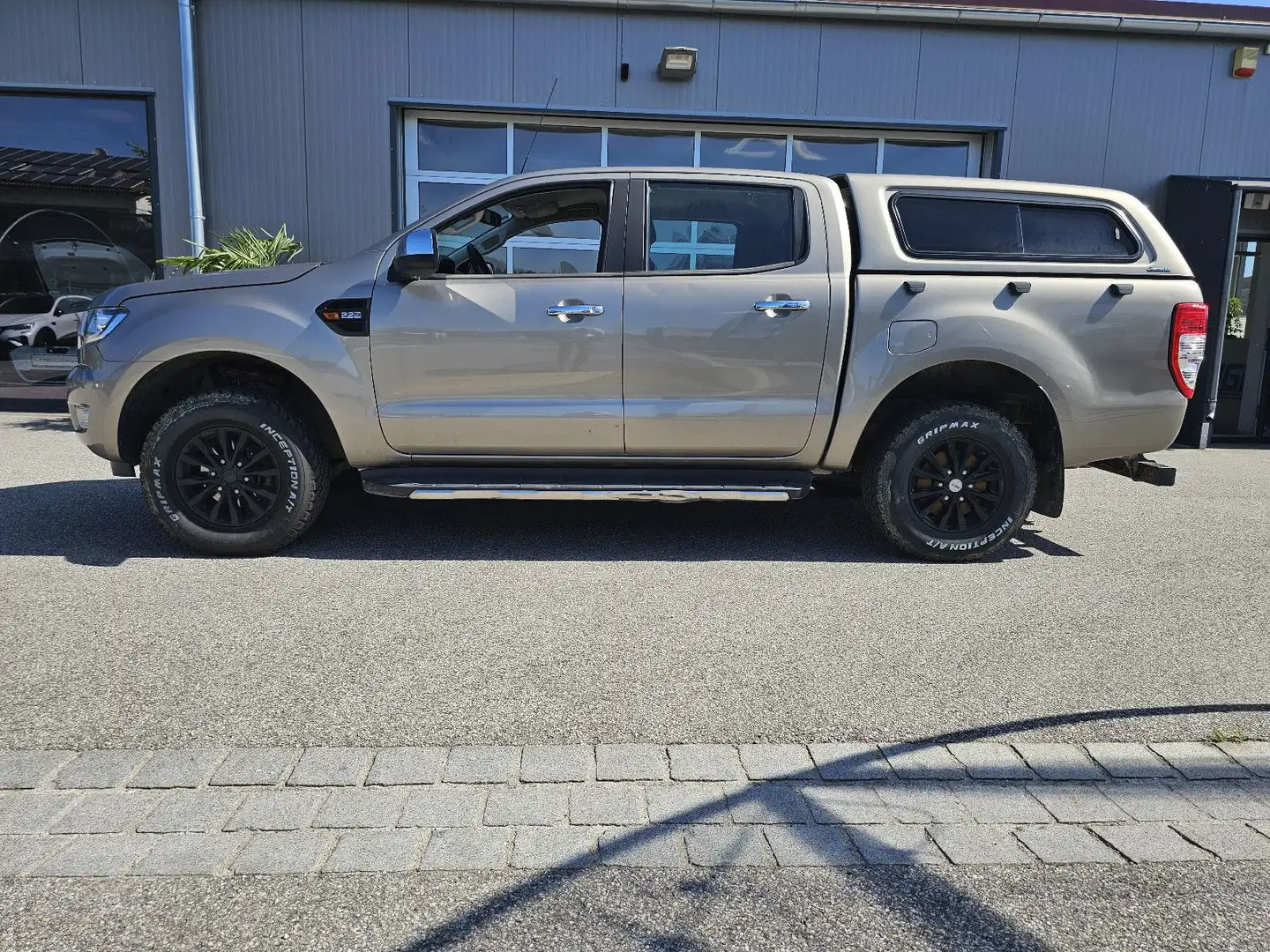 Ford Ranger XLT Doppelkabine 4x4 Hardtop*8x Räder*AHK Beige - 2
