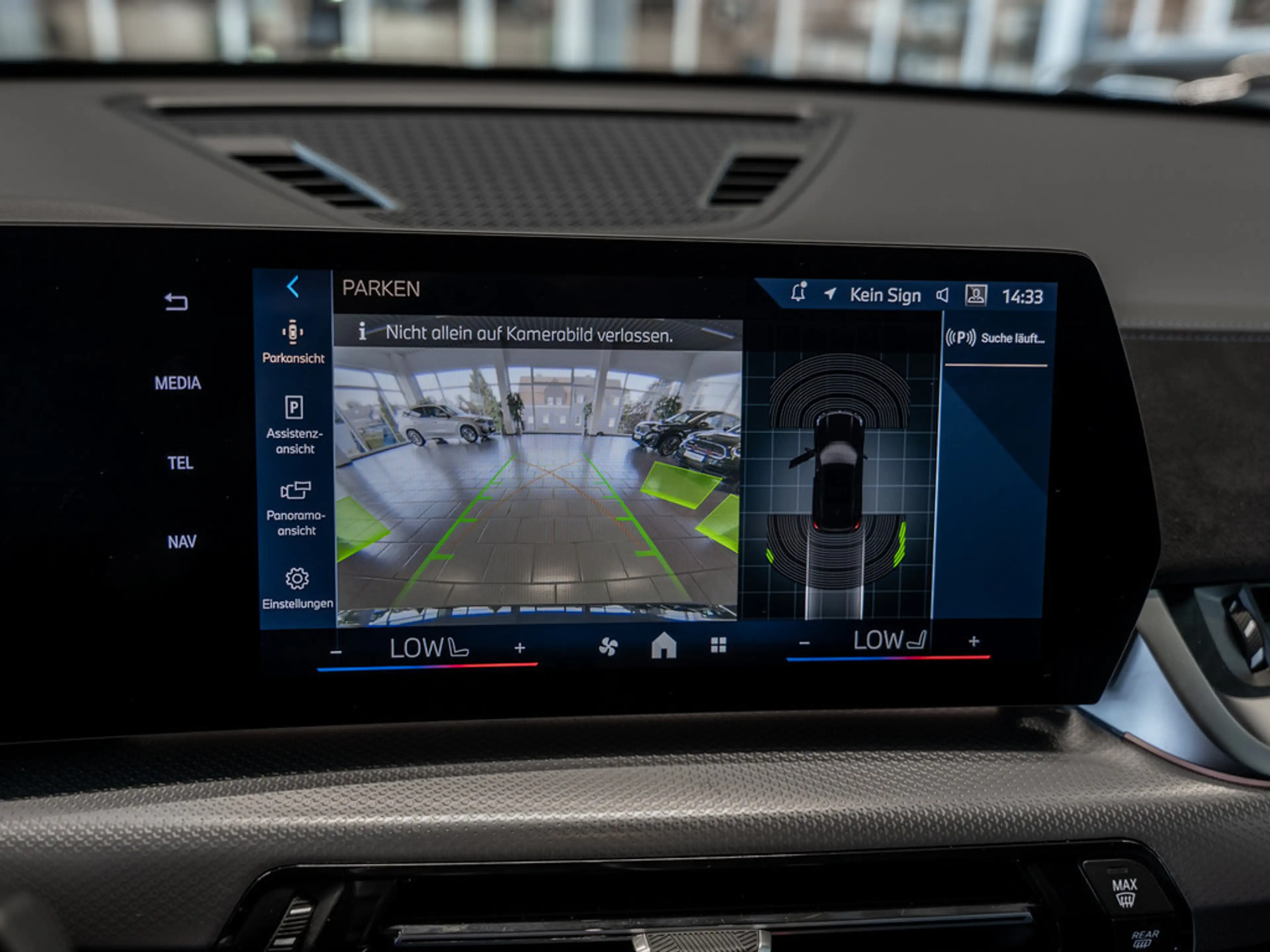 BMW X1 sDrive 18i M-Sport PANO LED NAVI KAMERA — photo 15