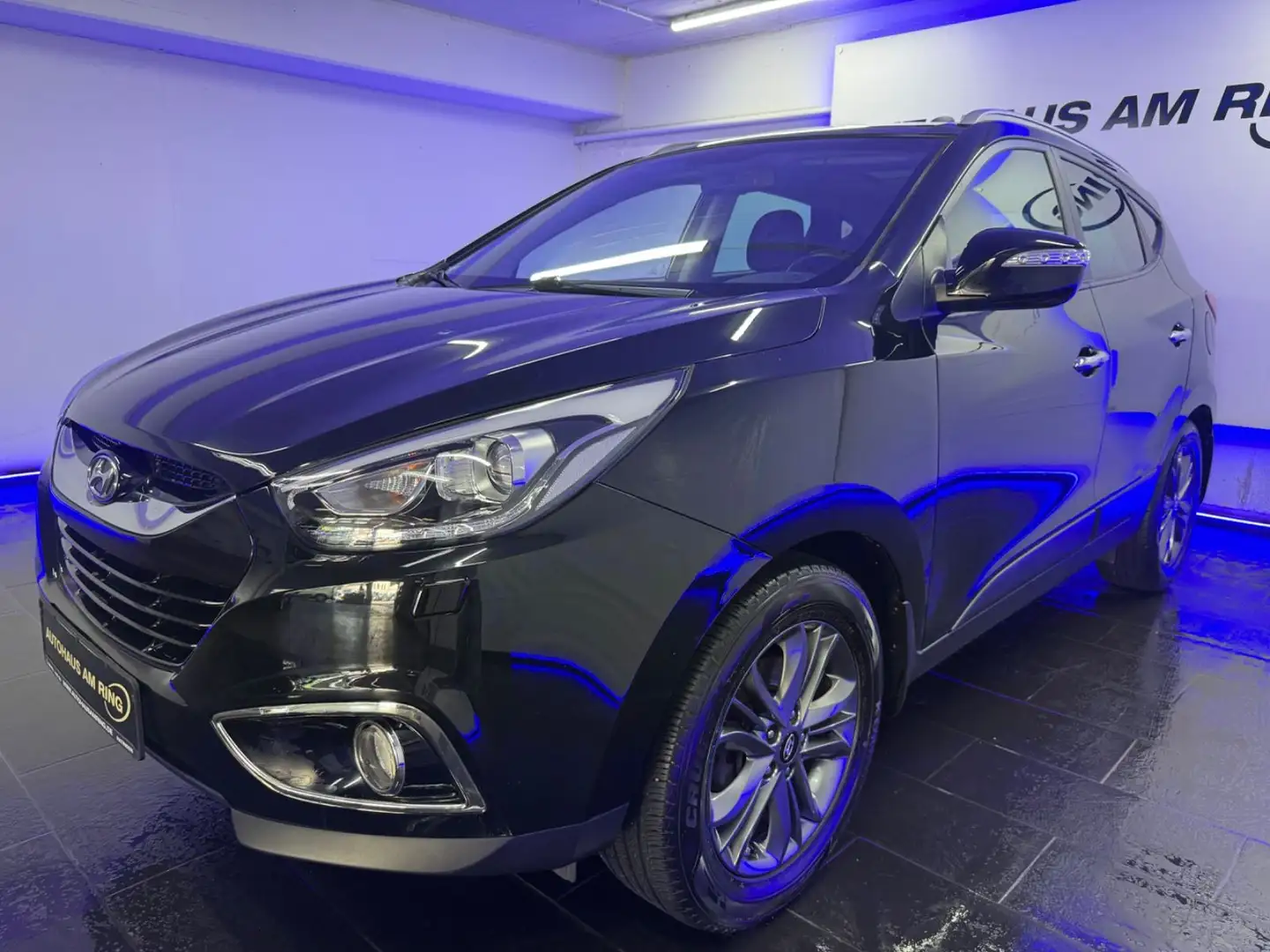 Hyundai iX35 PANO NAV LEDER XEN AHK TEMPO CAM 2-ZONE SZH Schwarz - 2