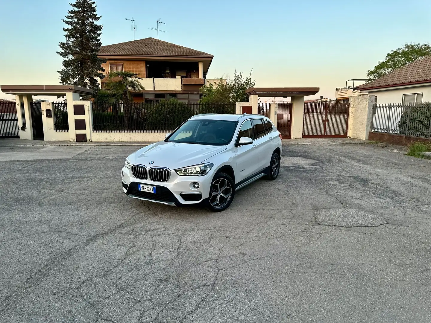 BMW X1 X1 xdrive18d xLine auto Bianco - 2