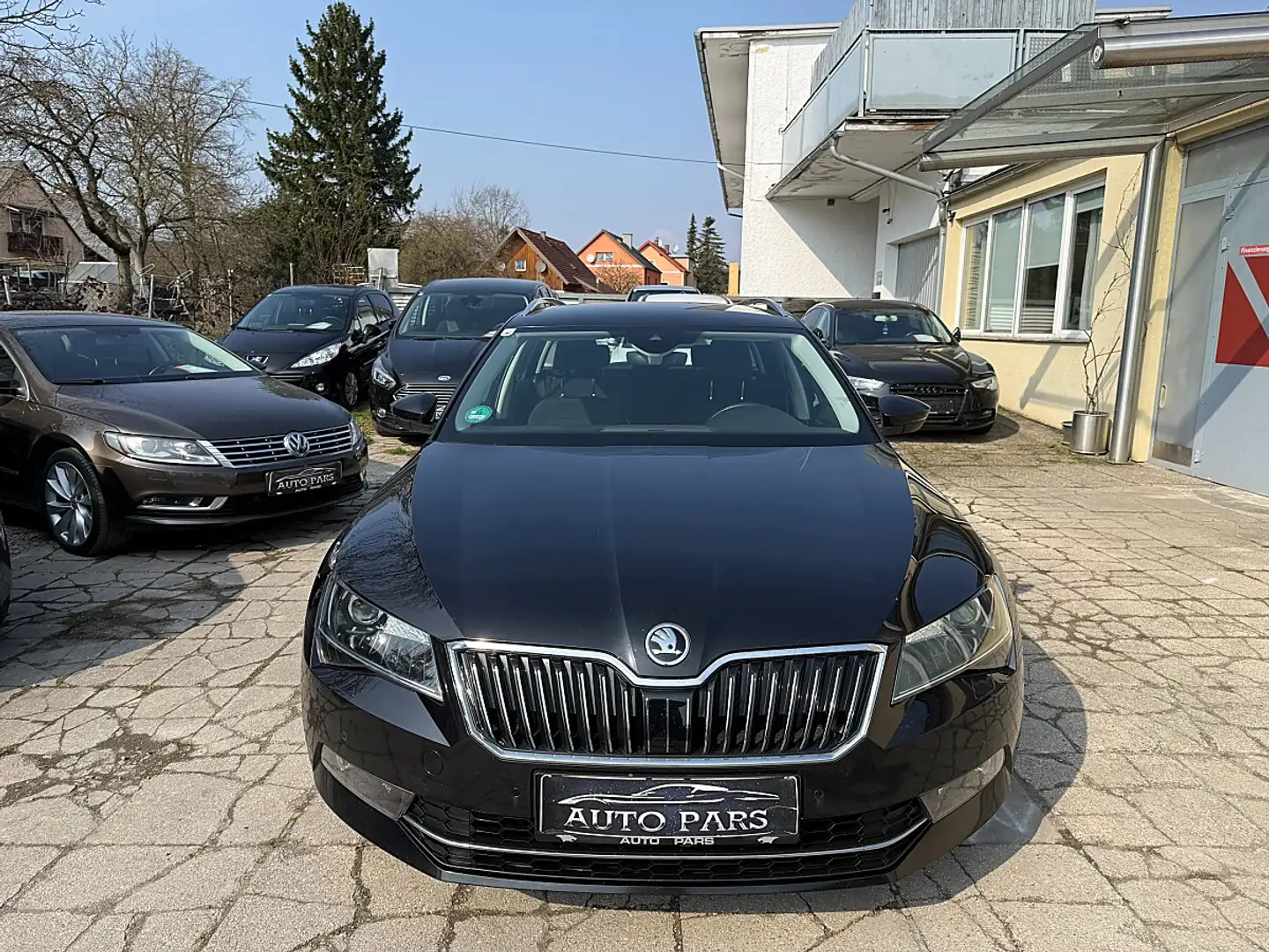 Skoda Superb Kombi 2,0 TDI Style DSG-1.BESITZ-ACC-ANHÄNGERKU... Schwarz - 2