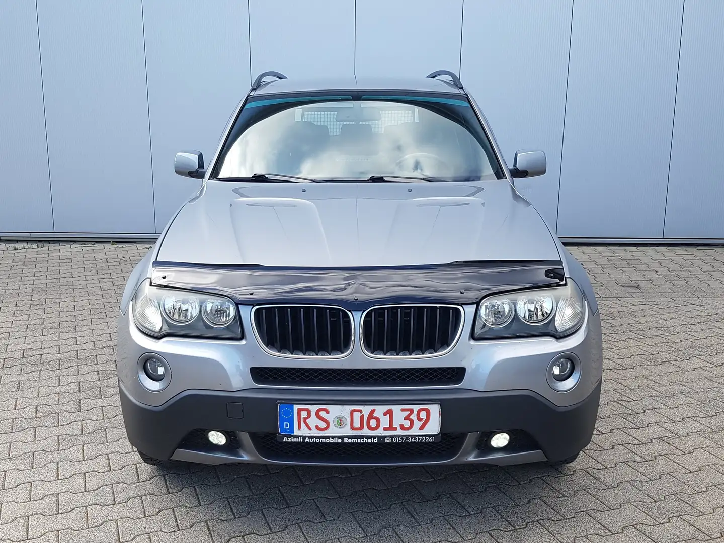 BMW X3 2.0d*NAVI/AHK/WINTER&SOMMER REIFEN/ALU/SITZHZ.* Grau - 2