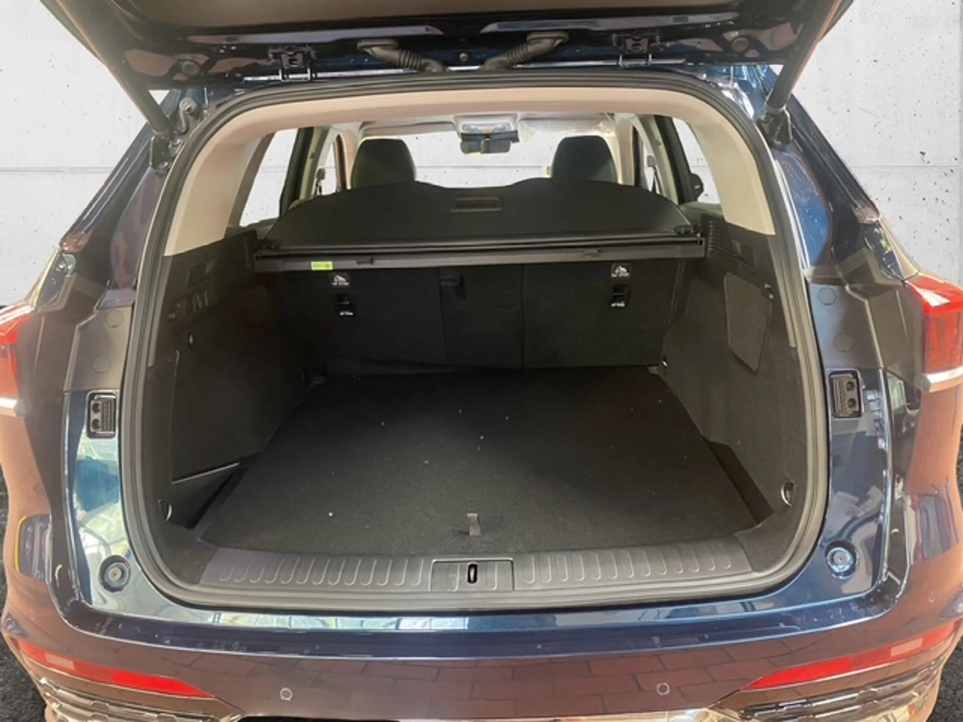 GWM Wey03 Luxury 4WD Sitzkomfort-Paket, Glasschiebedac — photo 14