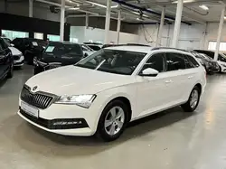 Skoda Superb Combi 2.0 TDI AMBITION FACELIFT NAVI LED