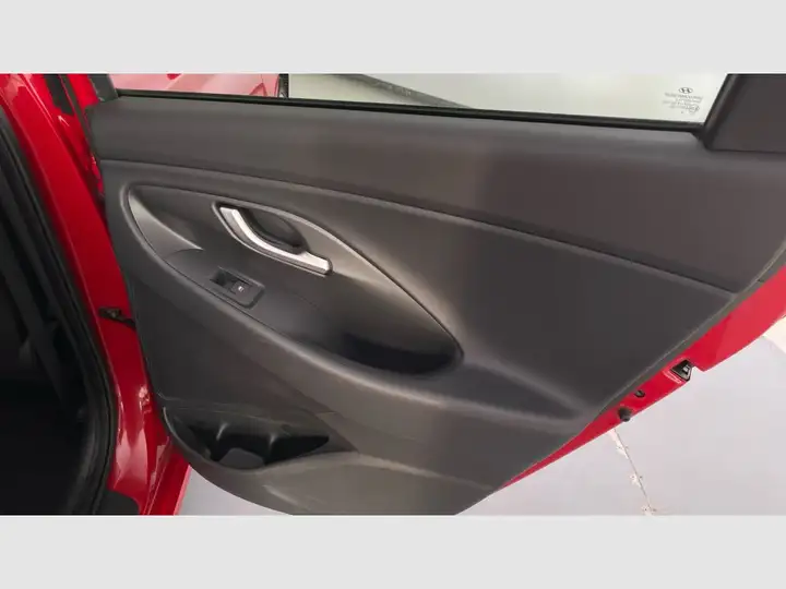 Hyundai i30 FASTBACK 1.0 T-GDI Tecno 2018, foto 38