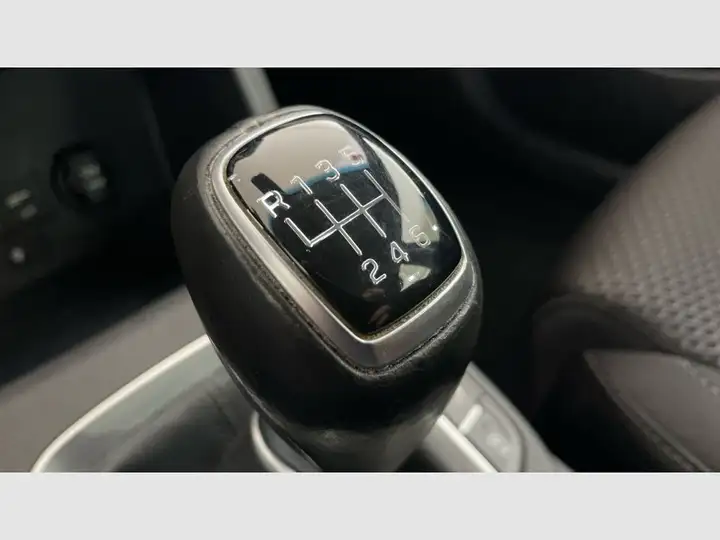 Hyundai i30 FASTBACK 1.0 T-GDI Tecno 2018, foto 24