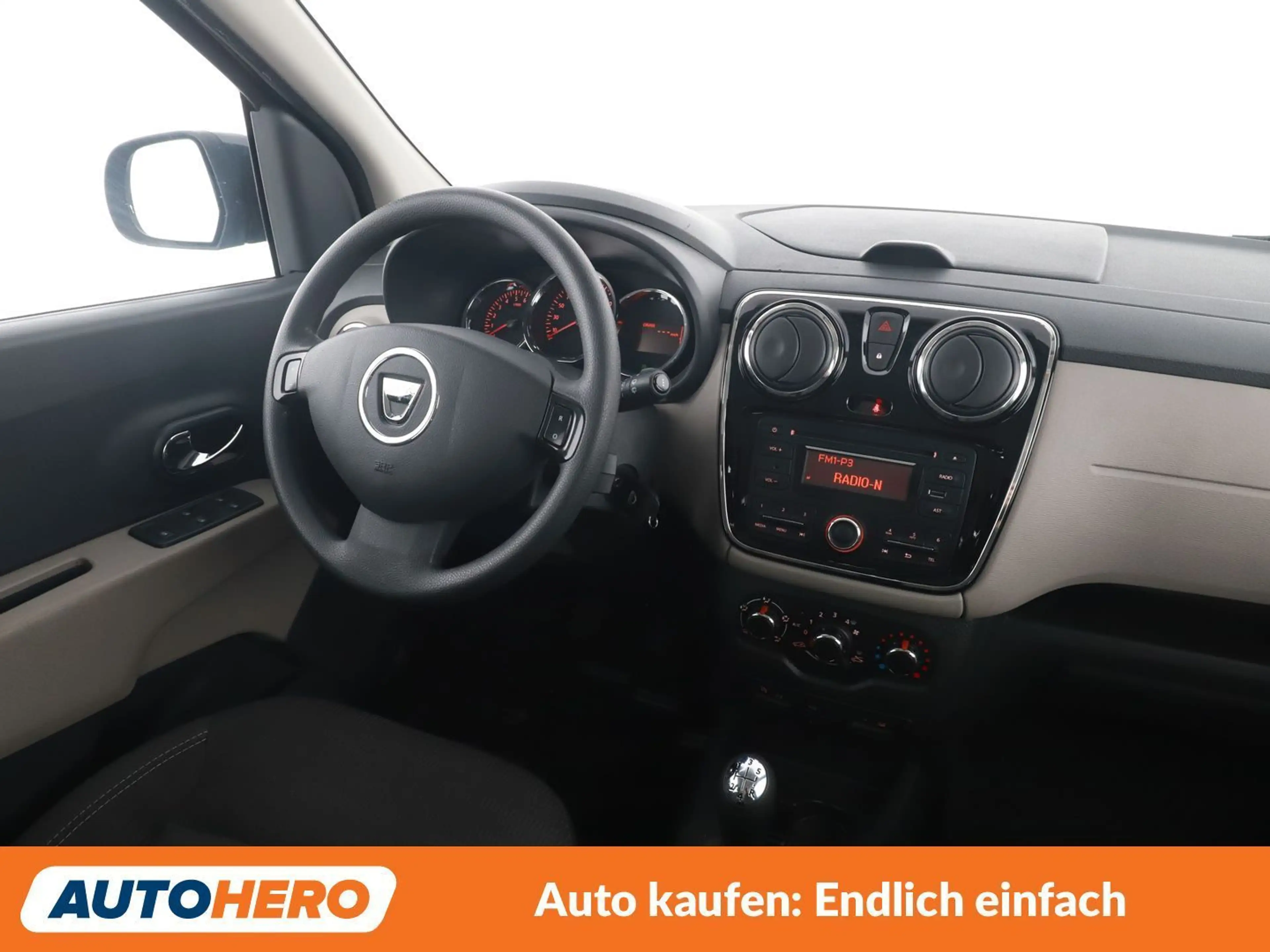 Dacia Lodgy 1.2 TCe Laureate — photo 13