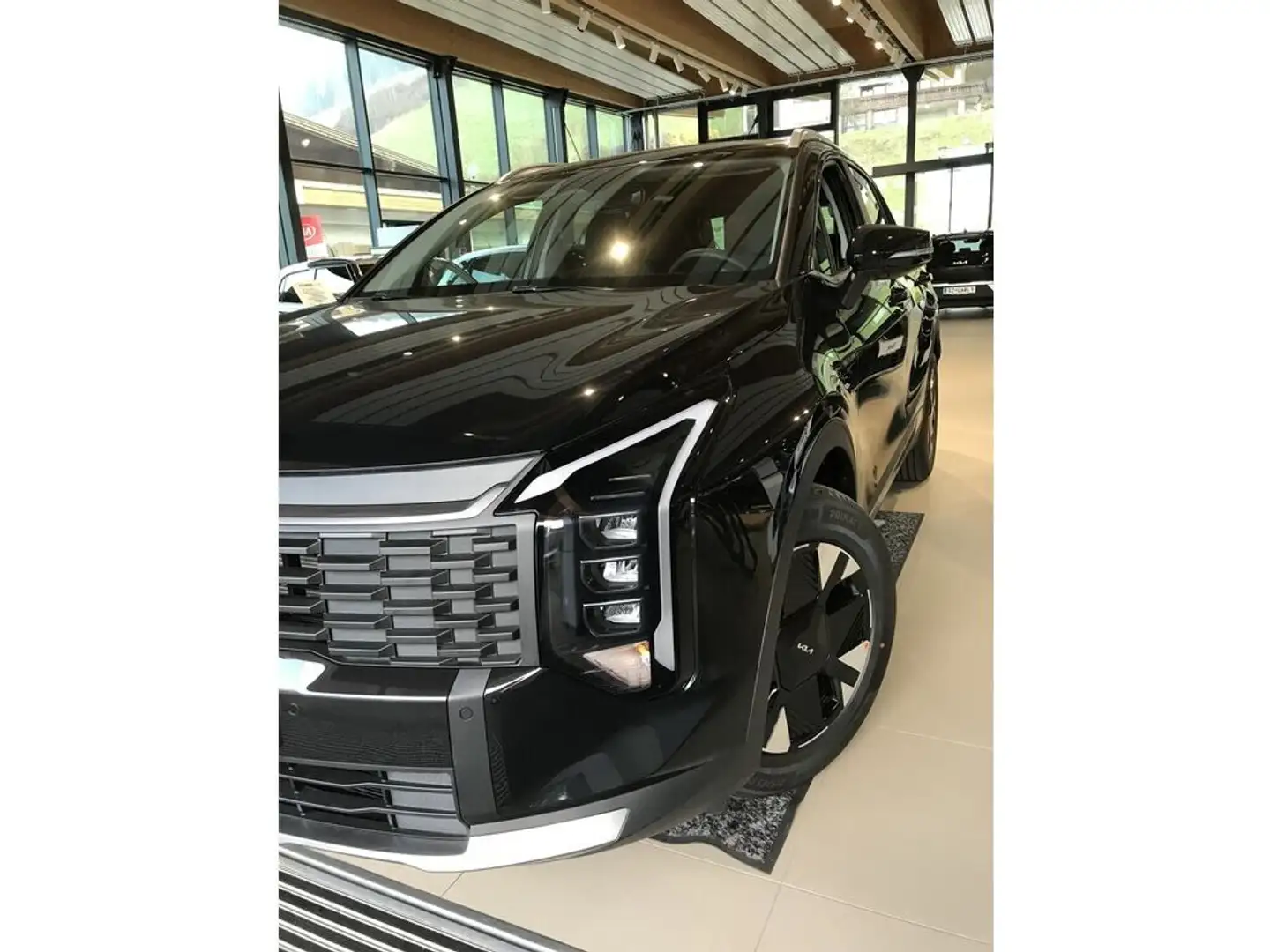 Kia Sportage PE Silber /MT6/ MY26 Schwarz - 2
