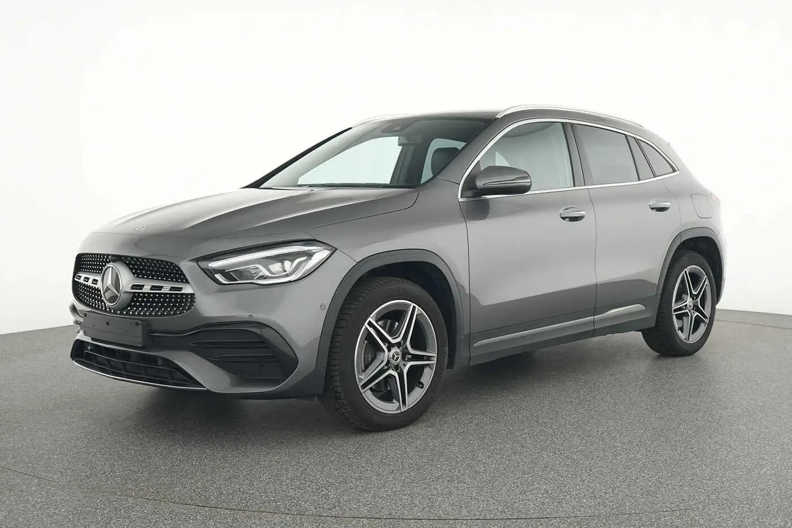 Mercedes-Benz GLA 250 e Off-Roader Gris - 1