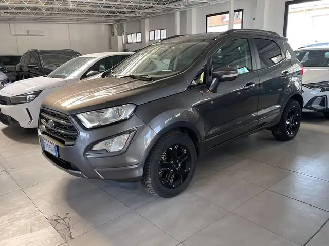 Ford Ecosport view 3