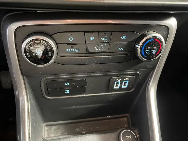 Ford Ecosport view 12