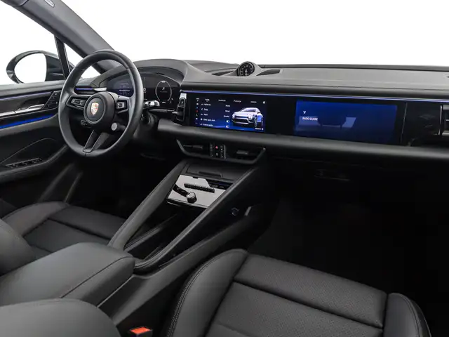 Porsche Macan view 10
