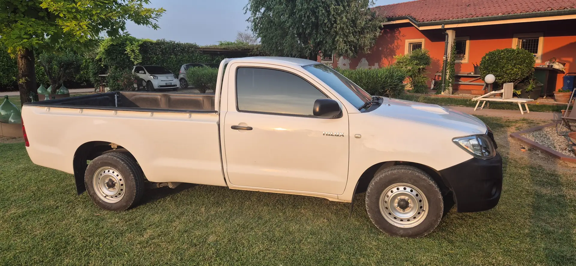 Toyota Hilux Hilux 2.5 extra cab DLX 120cv Blanco - 1