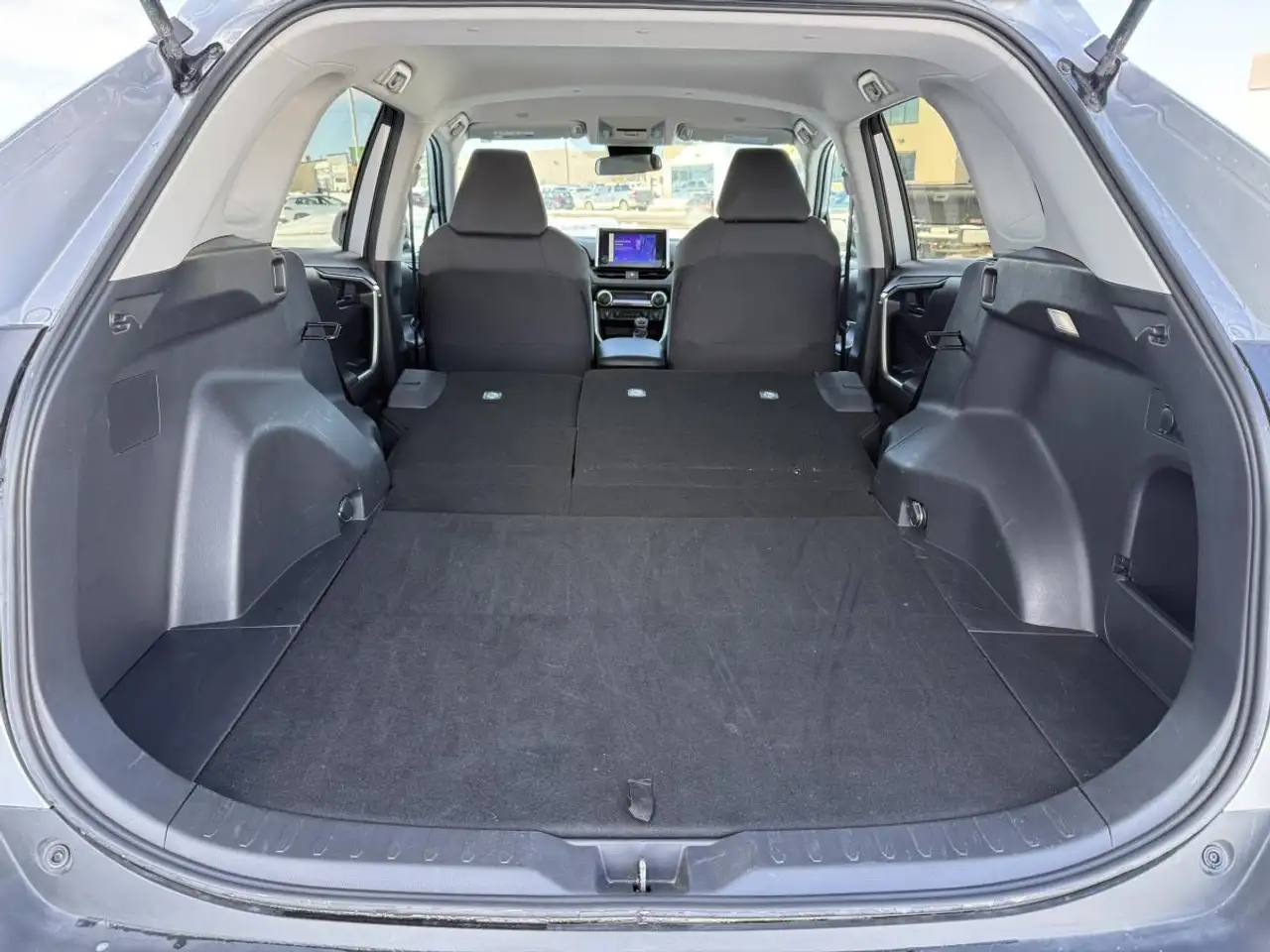 Toyota RAV 4 снимка Toyota RAV 4
