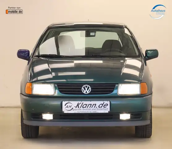 Volkswagen Polo view 2