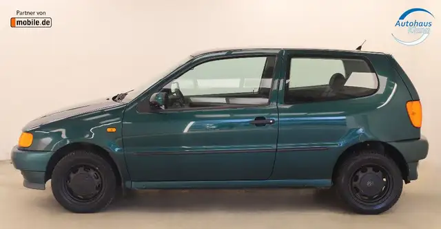 Volkswagen Polo view 4