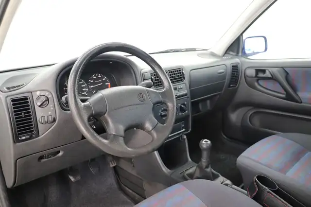 Volkswagen Polo view 13