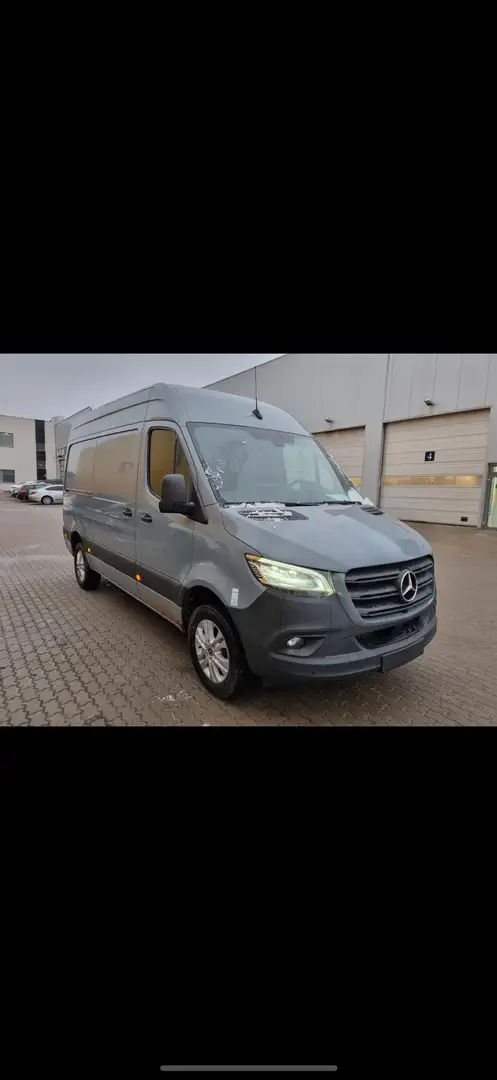 Mercedes-Benz Sprinter 317 2.0 CDI L2H2 RWD 9G-tronic (EUVI-E) - 1