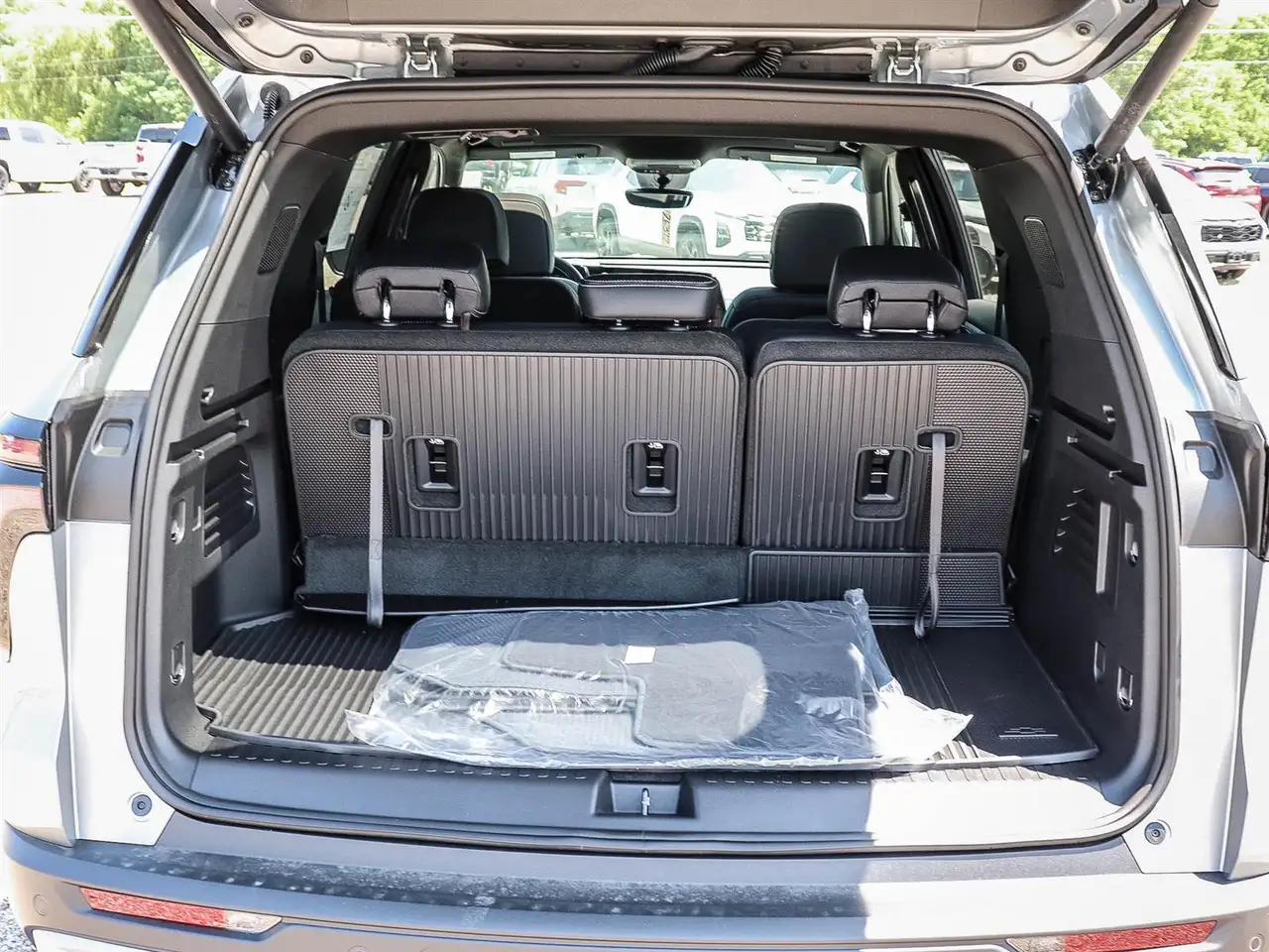 Chevrolet Traverse photo Chevrolet Traverse