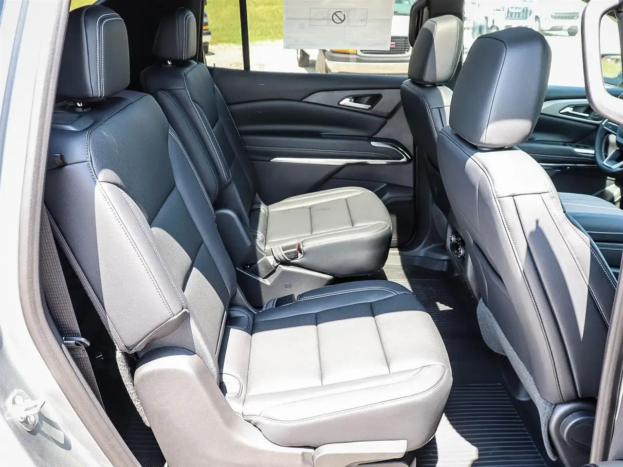 Chevrolet Traverse photo Chevrolet Traverse
