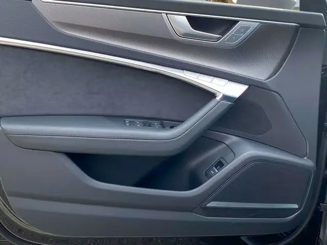 Audi RS6 Quattro PERFORMANCE *SITZKLIMA*MATRIX LED* Ansicht 17