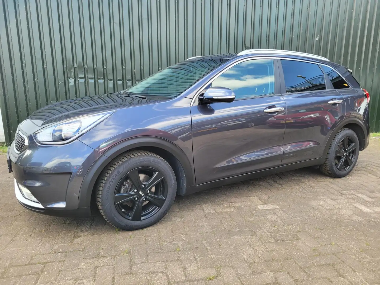 Kia Niro 1.6 GDi Hybrid 1e Eig leder Navi Gris - 2