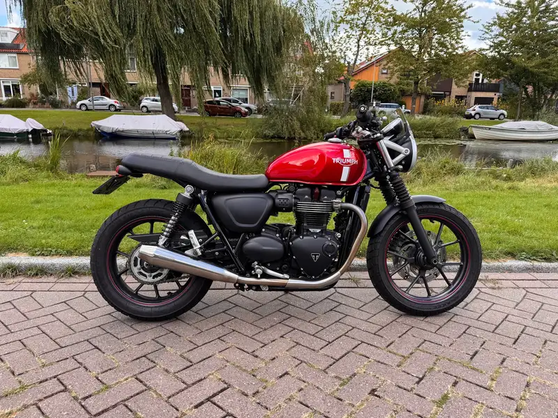 Triumph Street Twin - foto 3